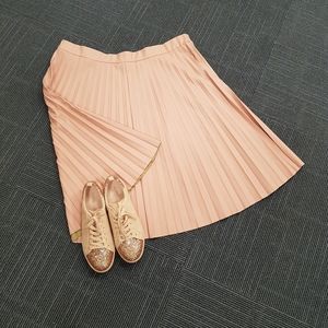 Vegan Leather Pleated plus-size Skirt